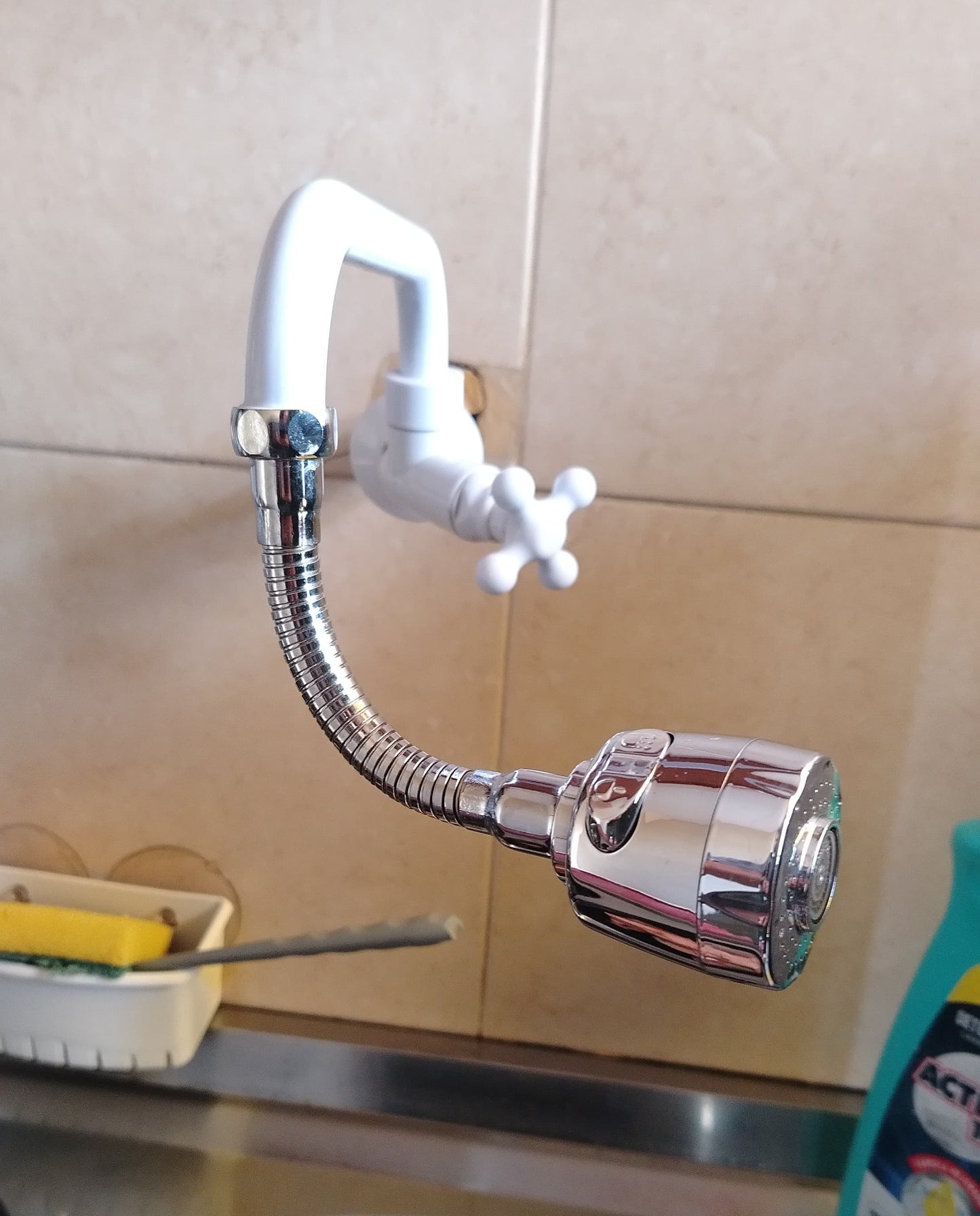 Grifo Canilla Flexible Adaptable 360°